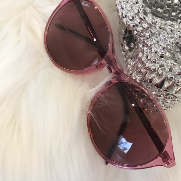 Ray Ban-Pink Round Sunglasses - Picture 8 of 8